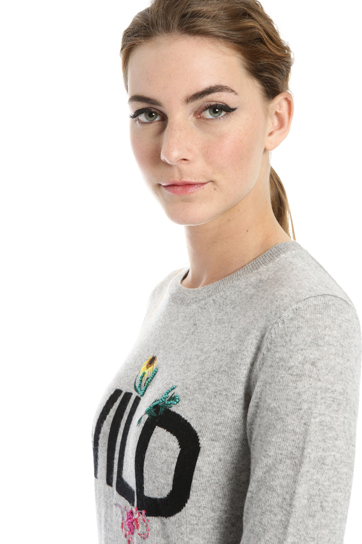 Sweater with embroidered beads Intrend Sweater with embroidered beads Intrend
