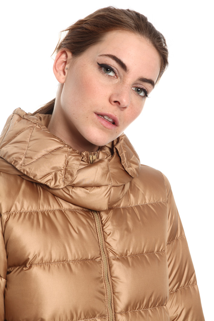 Long hooded down coat Intrend Long hooded down coat Intrend
