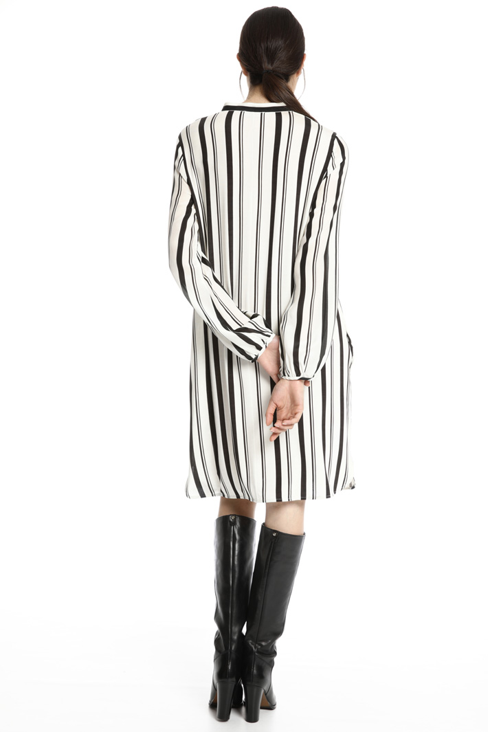 Fluid jersey dress Intrend Fluid jersey dress Intrend