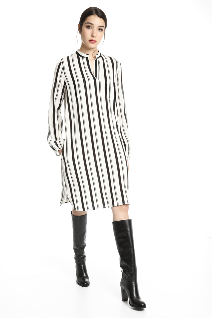 Fluid jersey dress Intrend Fluid jersey dress Intrend