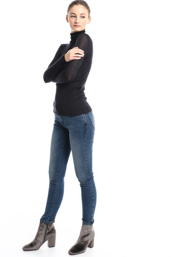 Slik jersey turtleneck sweater Intrend Slik jersey turtleneck sweater Intrend