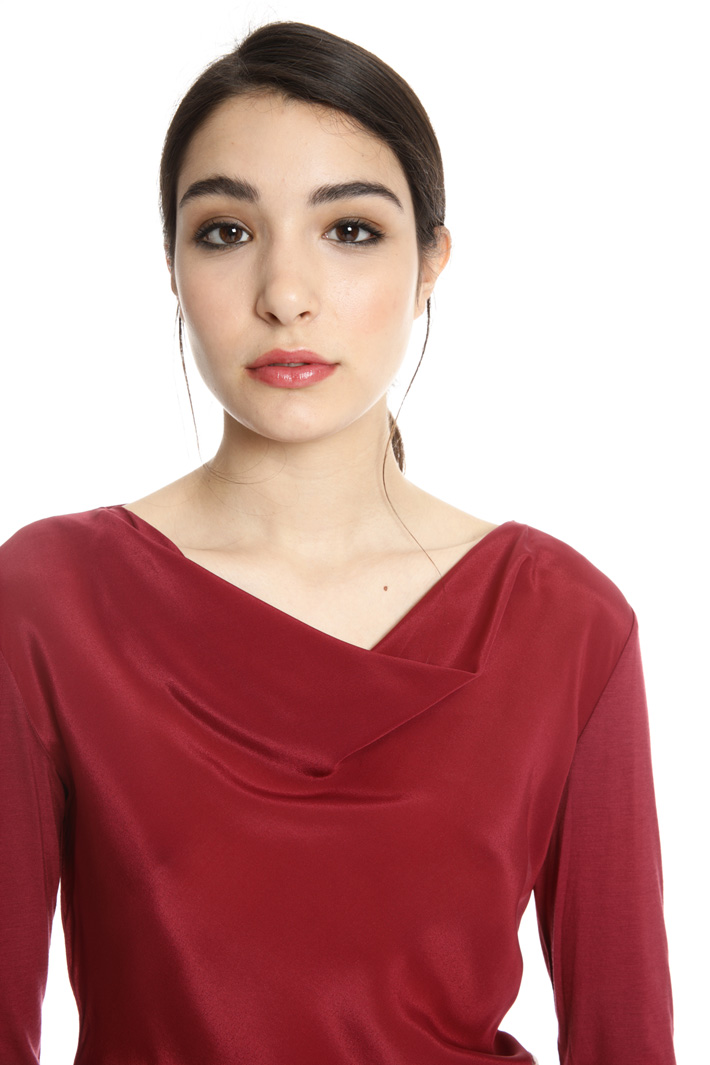 Draped collar top Intrend Draped collar top Intrend