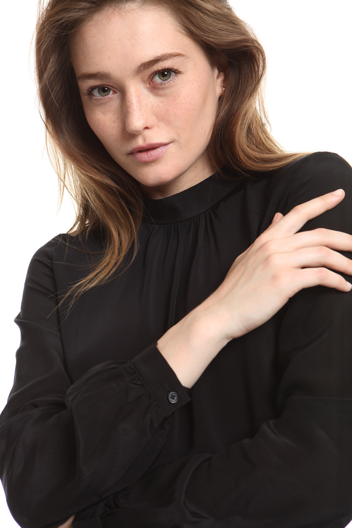 Jersey and silk blouse Intrend Jersey and silk blouse Intrend