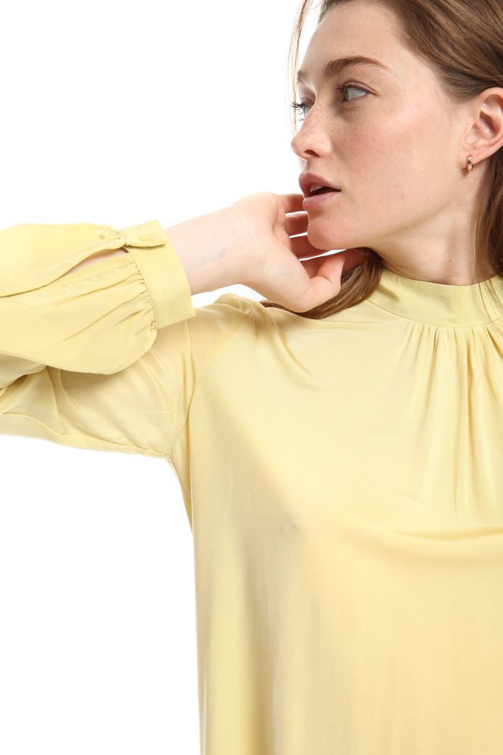 Jersey and silk blouse Intrend Jersey and silk blouse Intrend