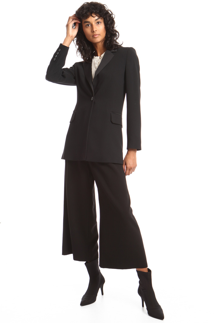 Crepe envers satin blazer Intrend Crepe envers satin blazer Intrend