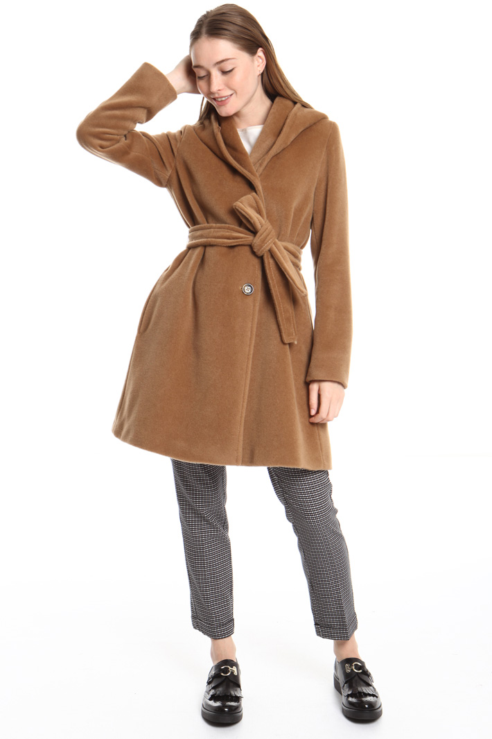 Hooded beaver coat Intrend Hooded beaver coat Intrend