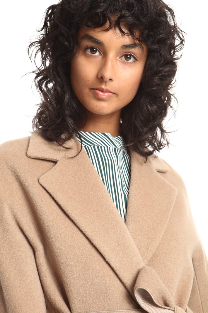 Double-breasted wool coat Intrend Double-breasted wool coat Intrend