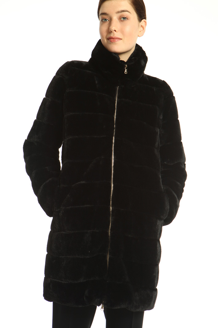 Fur effect coat Intrend Fur effect coat Intrend