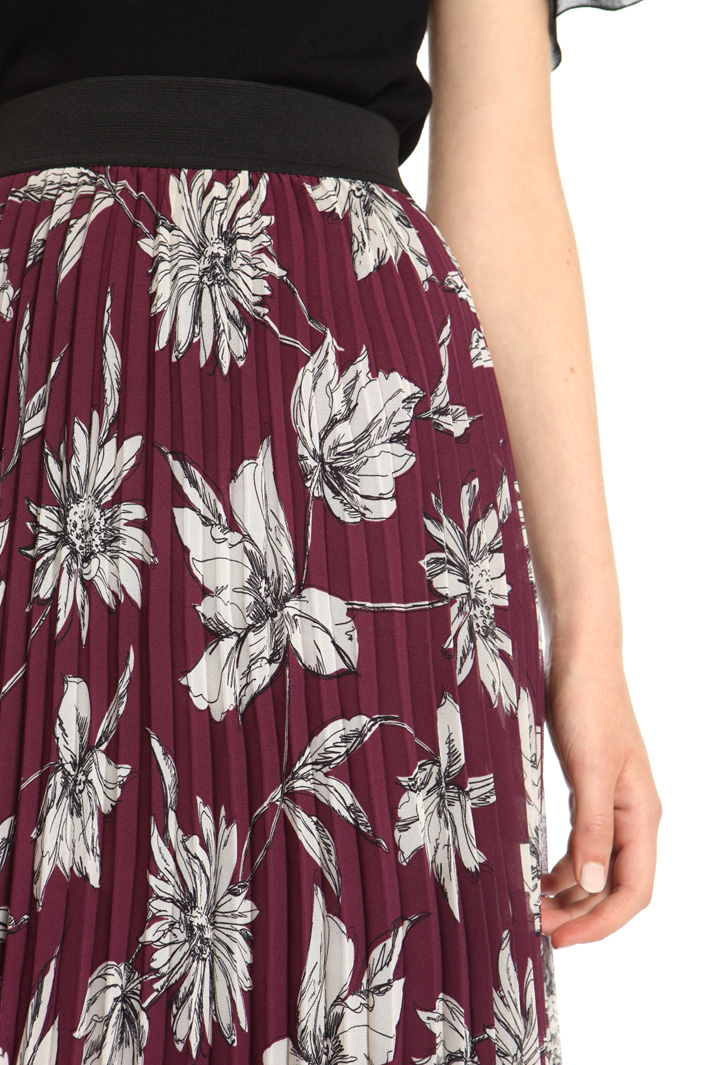Midi pleated skirt Intrend Midi pleated skirt Intrend