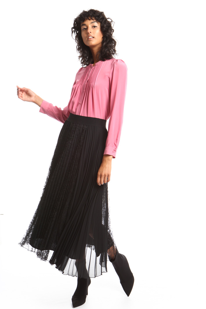 Pleated lace skirt Intrend Pleated lace skirt Intrend