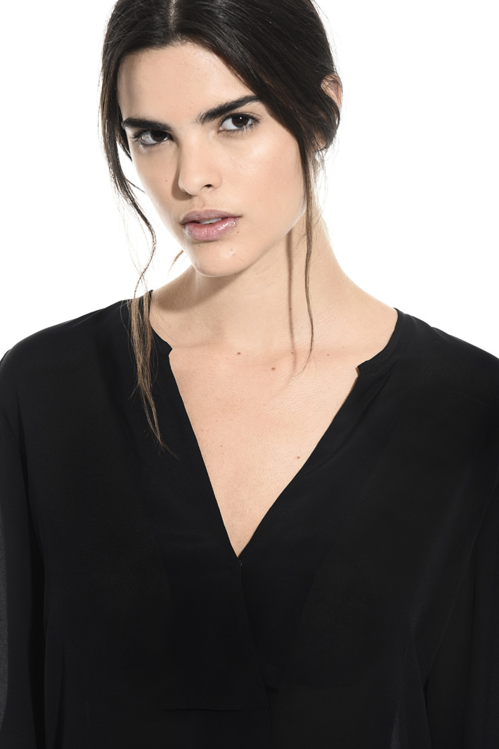 Blusa in pura viscosa Intrend Blusa in pura viscosa Intrend