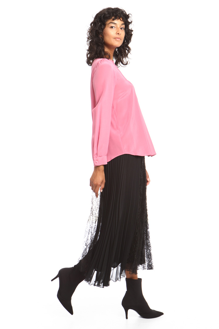 Pleated silk shirt Intrend Pleated silk shirt Intrend