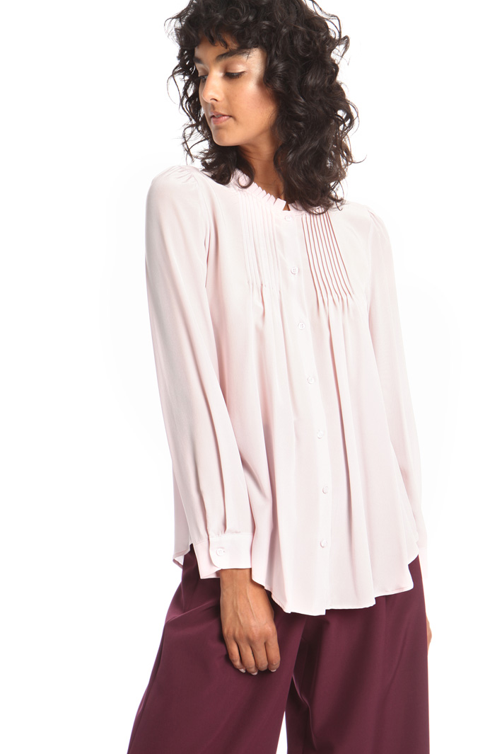 Pleated silk shirt Intrend Pleated silk shirt Intrend
