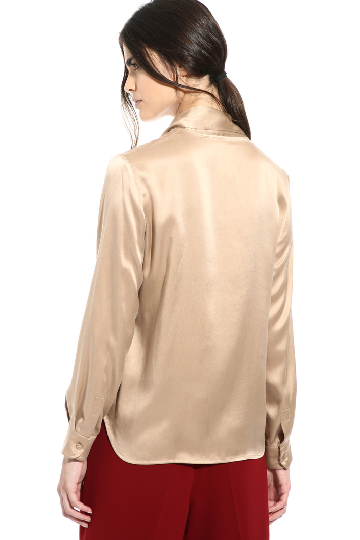 Silk satin blouse Intrend Silk satin blouse Intrend