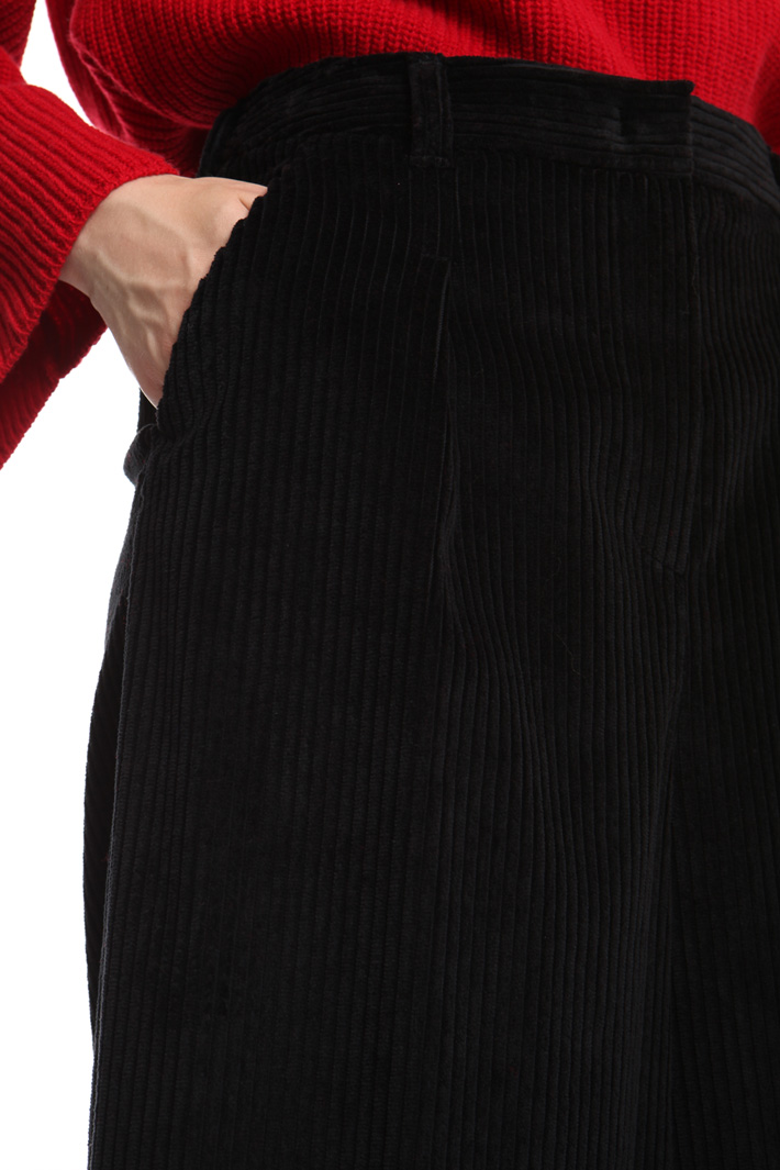 Wide leg velvet trousers Intrend Wide leg velvet trousers Intrend