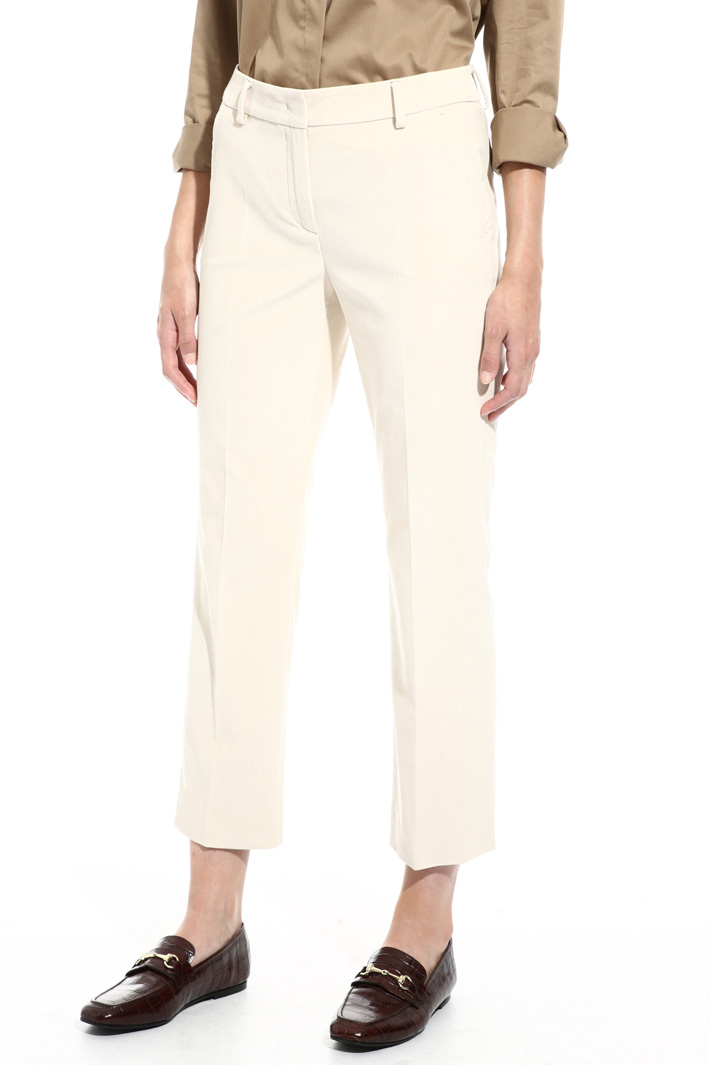 Velvet cropped trousers Intrend Velvet cropped trousers Intrend
