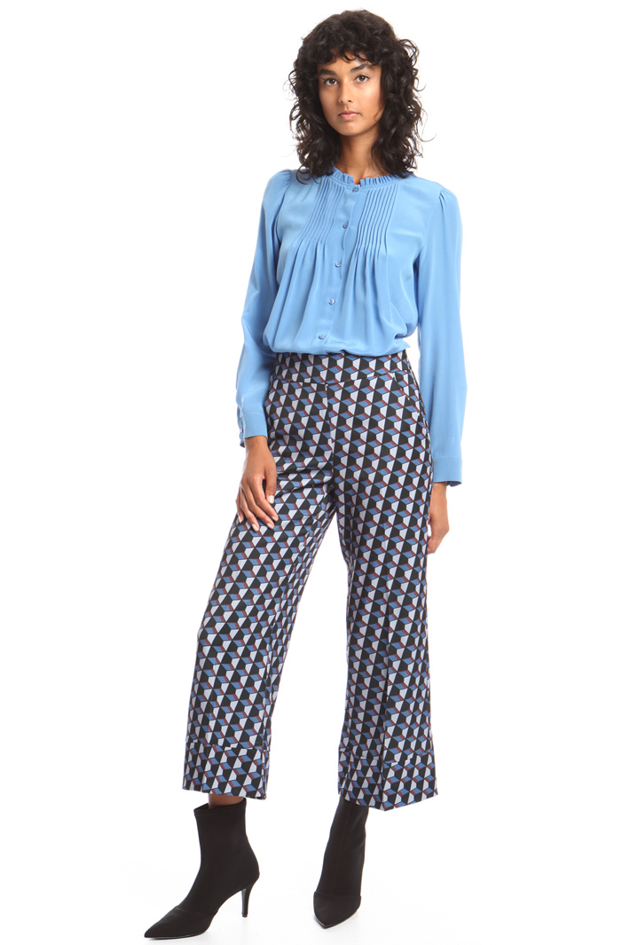 Patterned cropped trousers Intrend Patterned cropped trousers Intrend