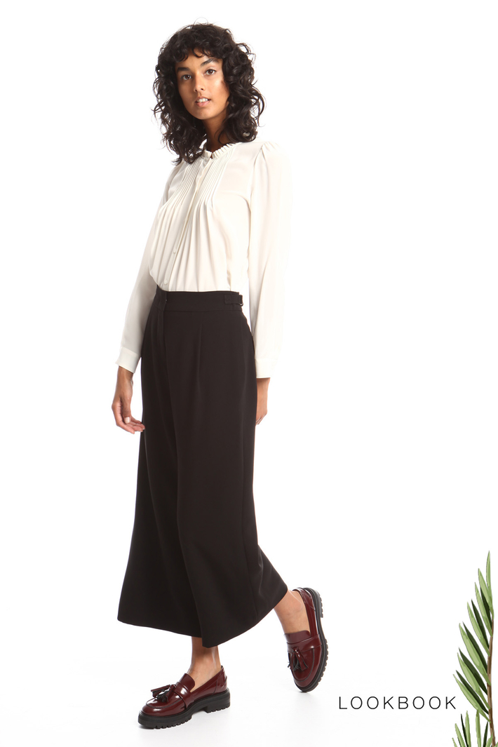 Wide-leg cady trousers Intrend Wide-leg cady trousers Intrend