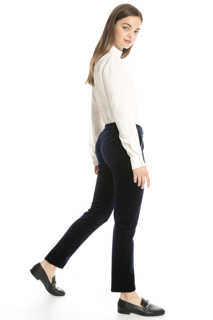 Fitted velvet trousers Intrend Fitted velvet trousers Intrend