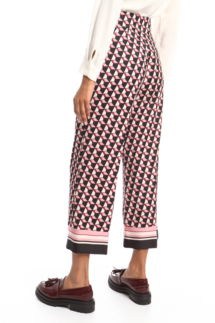 Patterned cropped trousers Intrend Patterned cropped trousers Intrend