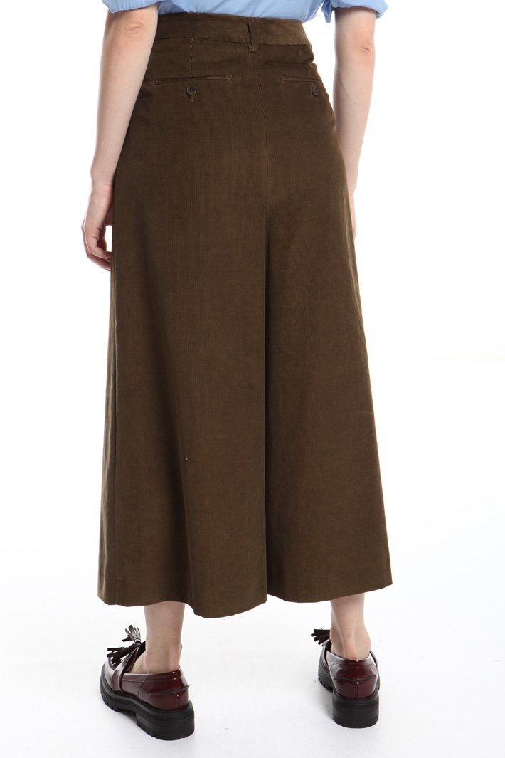 Flared cropped trousers Intrend Flared cropped trousers Intrend