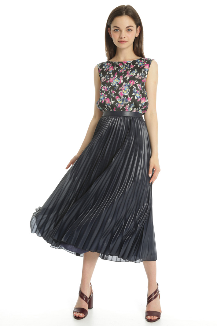Low-necked top Intrend Low-necked top Intrend