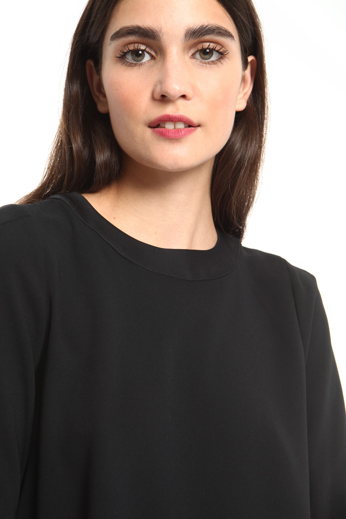 Short sleeve blouse Intrend Short sleeve blouse Intrend