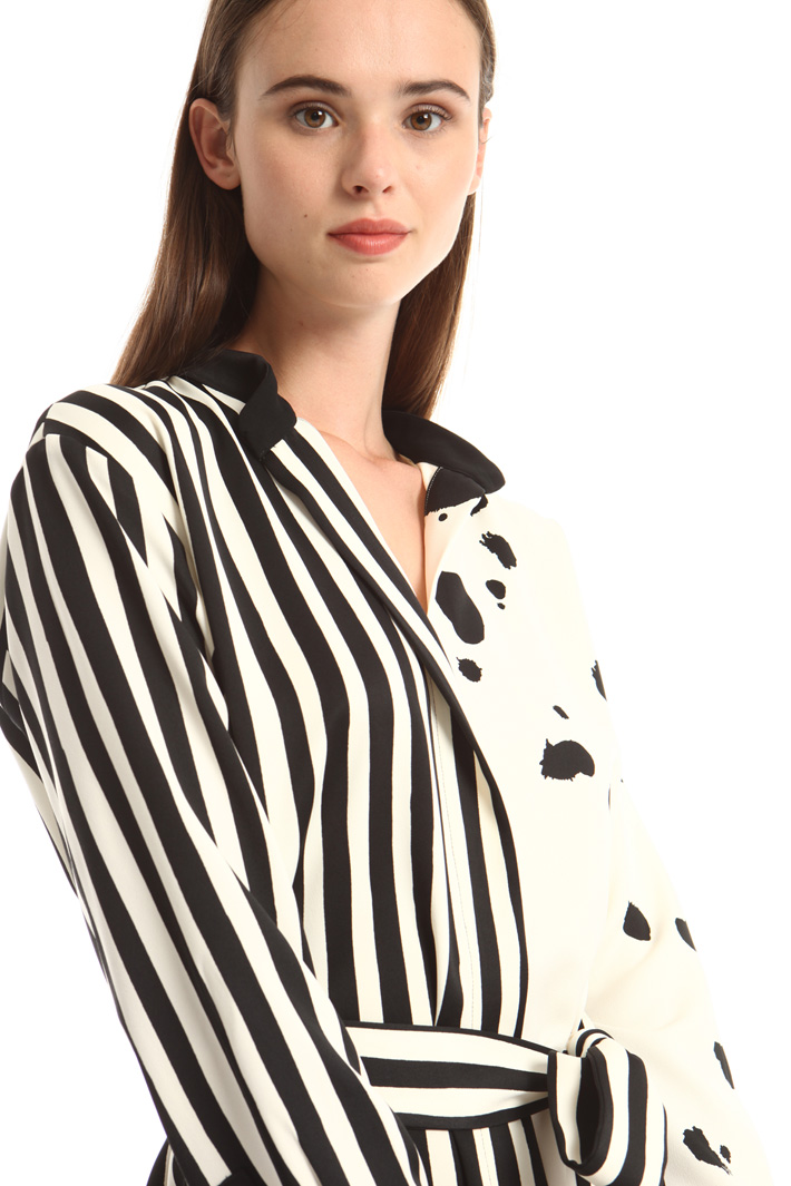 Printed crepe dress Intrend Printed crepe dress Intrend