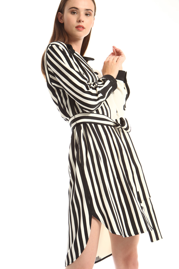 Printed crepe dress Intrend Printed crepe dress Intrend