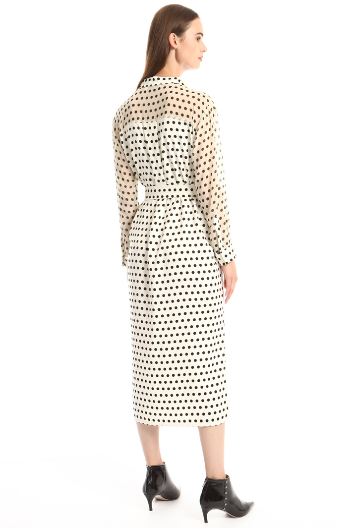 Abito in crepe enver satin Intrend Abito in crepe enver satin Intrend