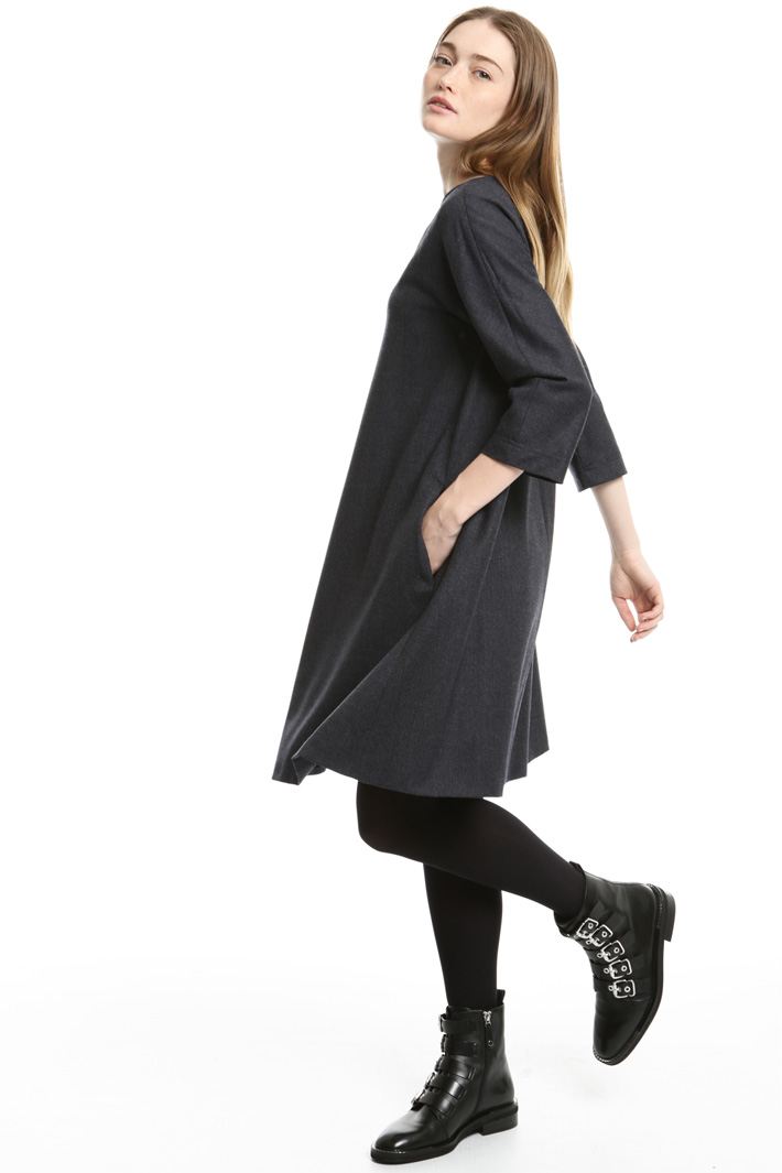 Flared flannel dress Intrend Flared flannel dress Intrend