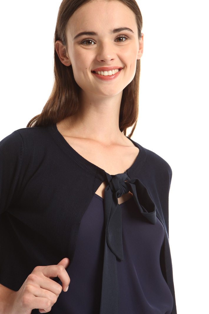 Tie-neck Shrug Intrend Tie-neck Shrug Intrend