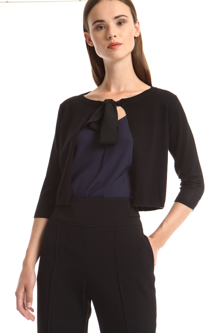 Tie-neck Shrug Intrend Tie-neck Shrug Intrend