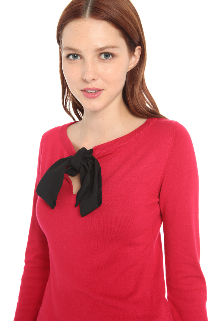 Bow-tie sweater Intrend Bow-tie sweater Intrend