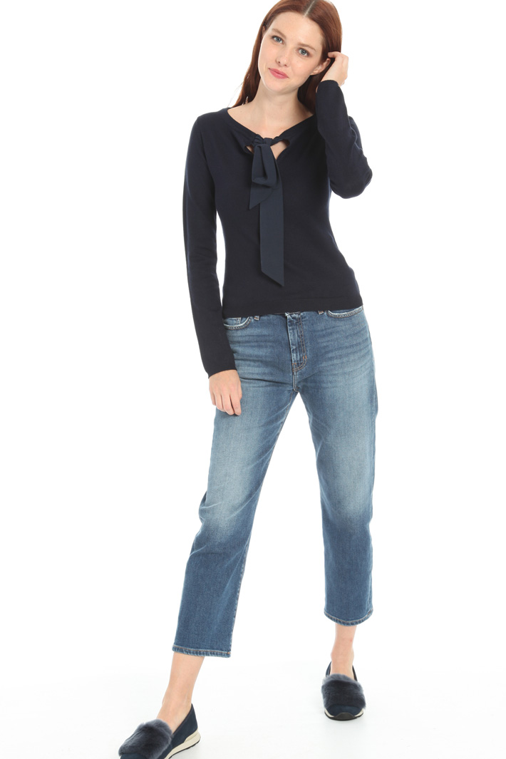 Bow-tie sweater Intrend Bow-tie sweater Intrend