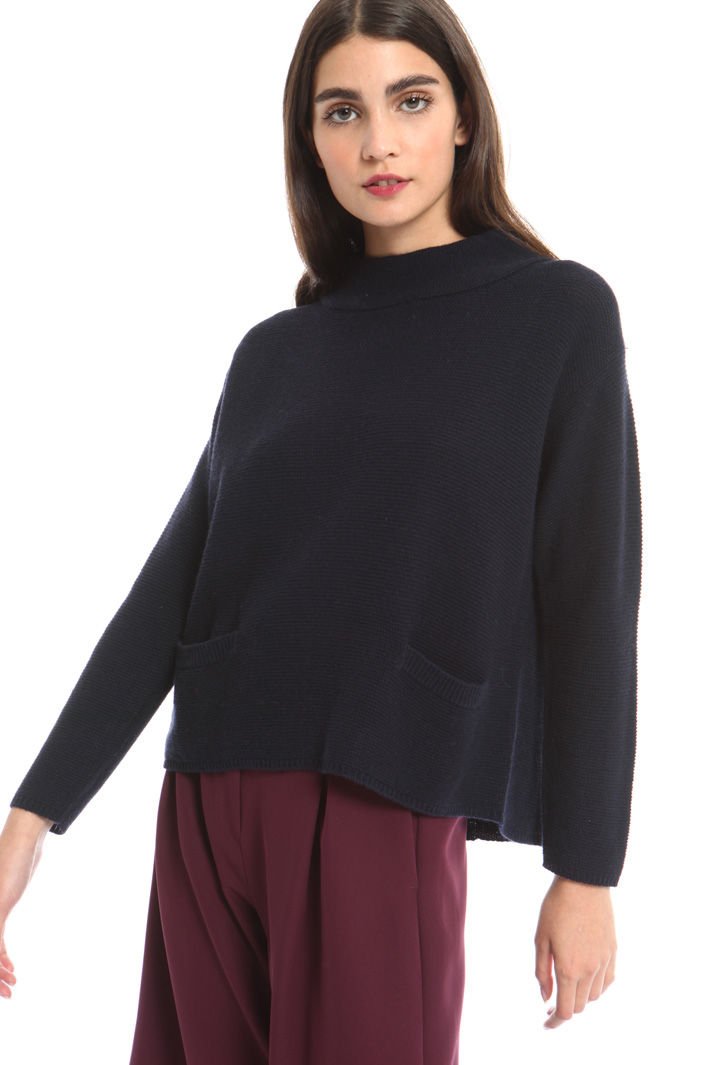 Overlay panel sweater Intrend Overlay panel sweater Intrend