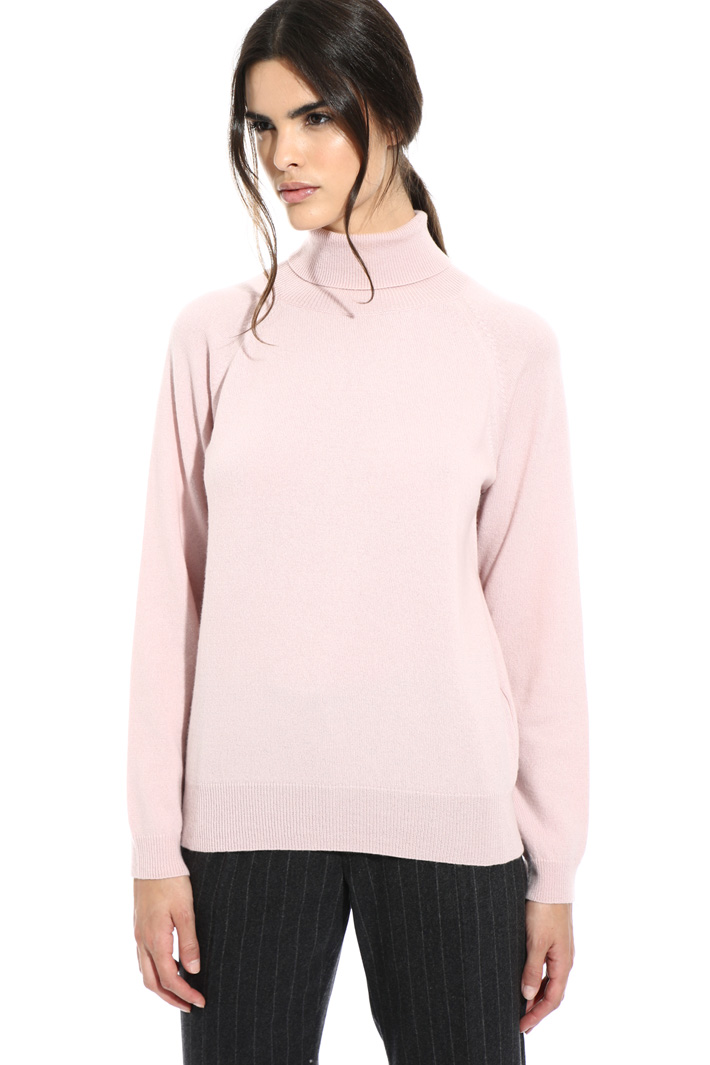 Wool turtleneck sweater Intrend Wool turtleneck sweater Intrend
