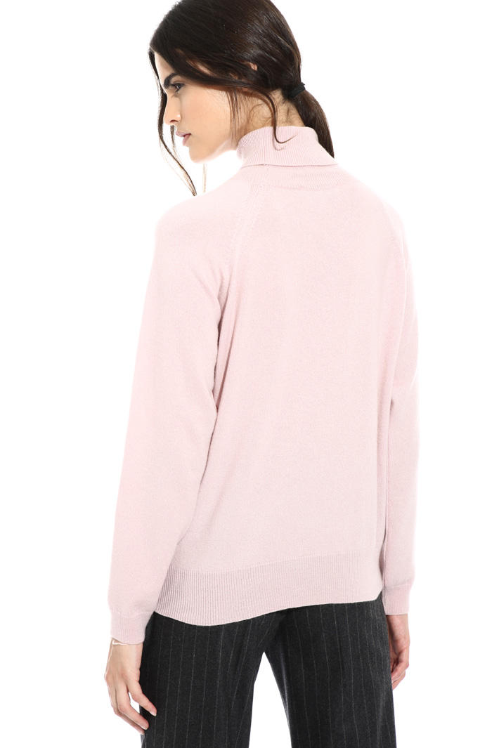 Wool turtleneck sweater Intrend Wool turtleneck sweater Intrend