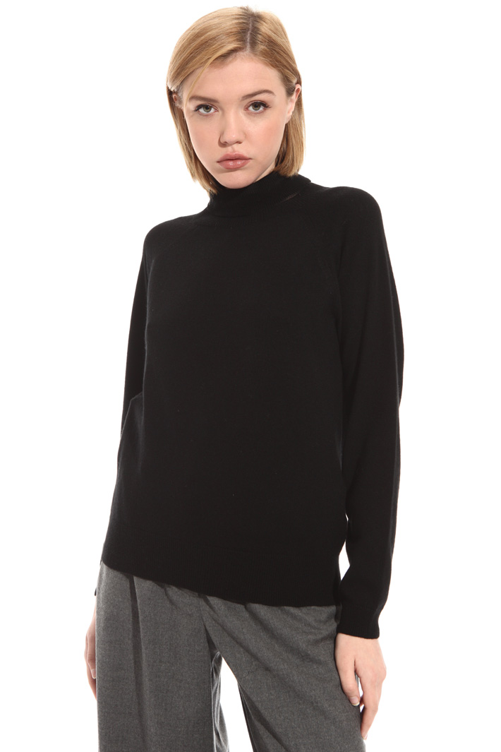 Wool turtleneck sweater Intrend Wool turtleneck sweater Intrend