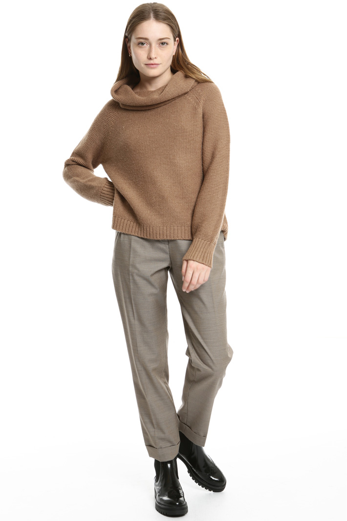 Wool blend yarn sweater Intrend Wool blend yarn sweater Intrend