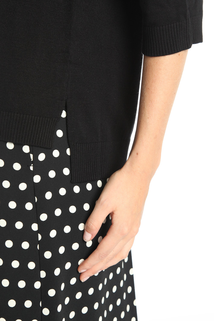 Stretch viscose sweater Intrend Stretch viscose sweater Intrend