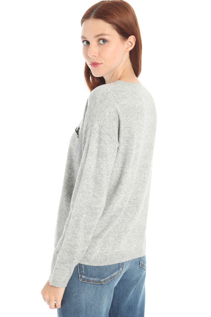 Embroidered sweater Intrend Embroidered sweater Intrend