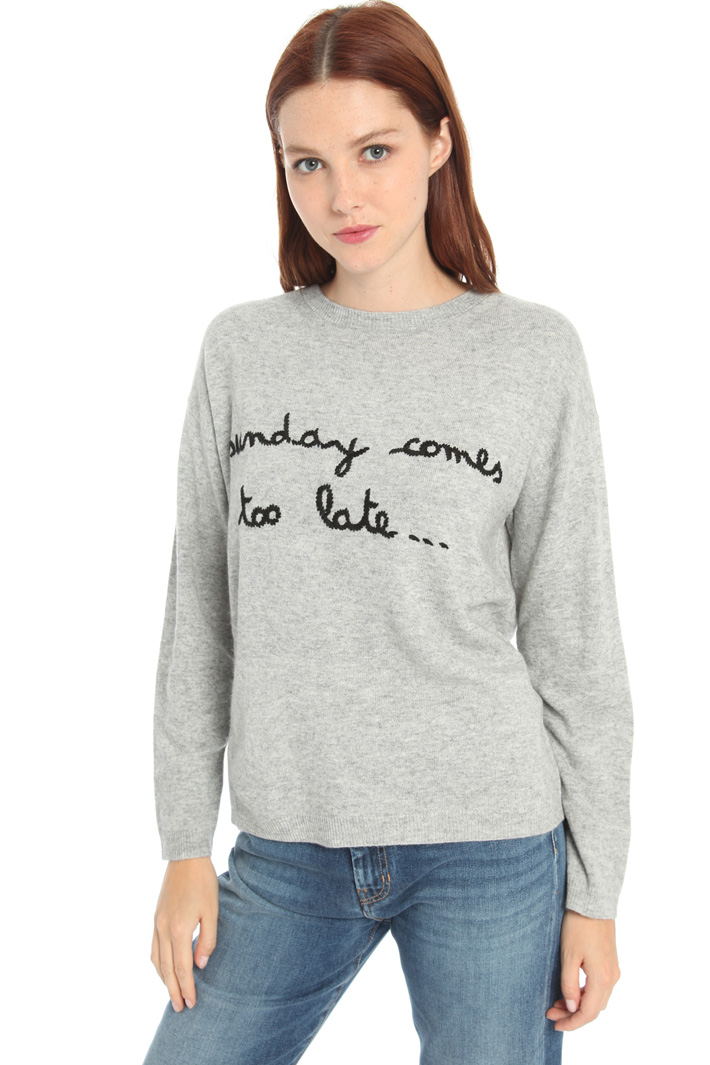 Embroidered sweater Intrend Embroidered sweater Intrend