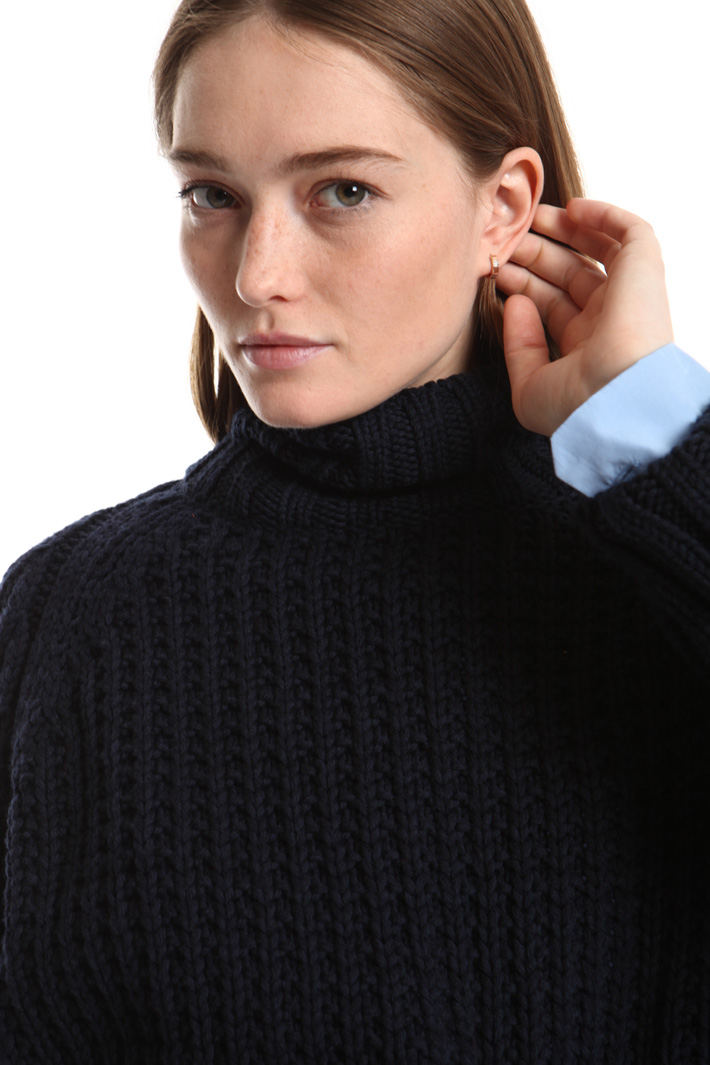 Wool turtleneck sweater Intrend Wool turtleneck sweater Intrend