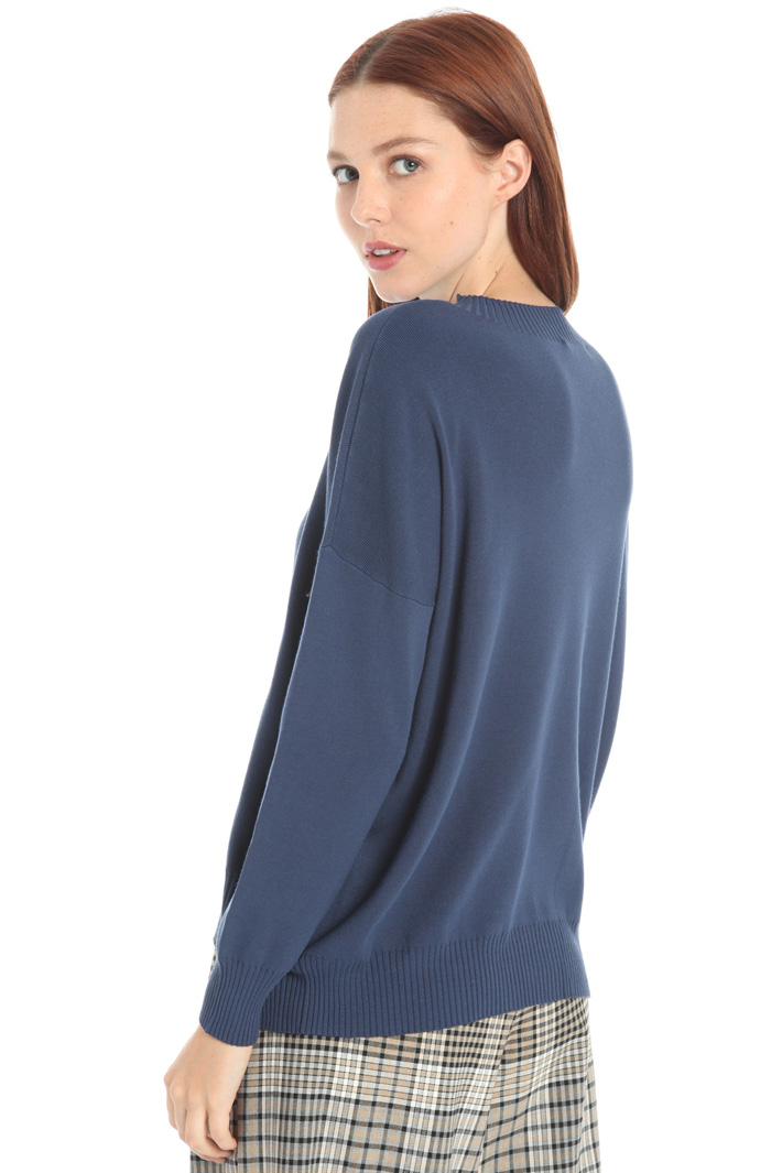 Oversized viscose sweater Intrend Oversized viscose sweater Intrend