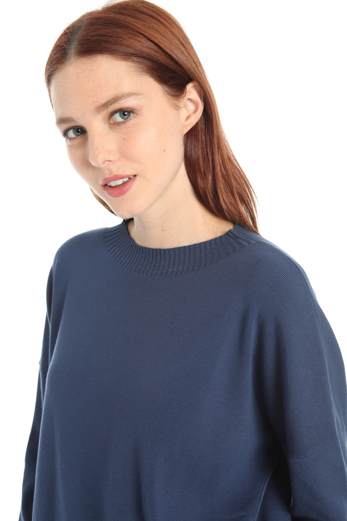 Oversized viscose sweater Intrend Oversized viscose sweater Intrend