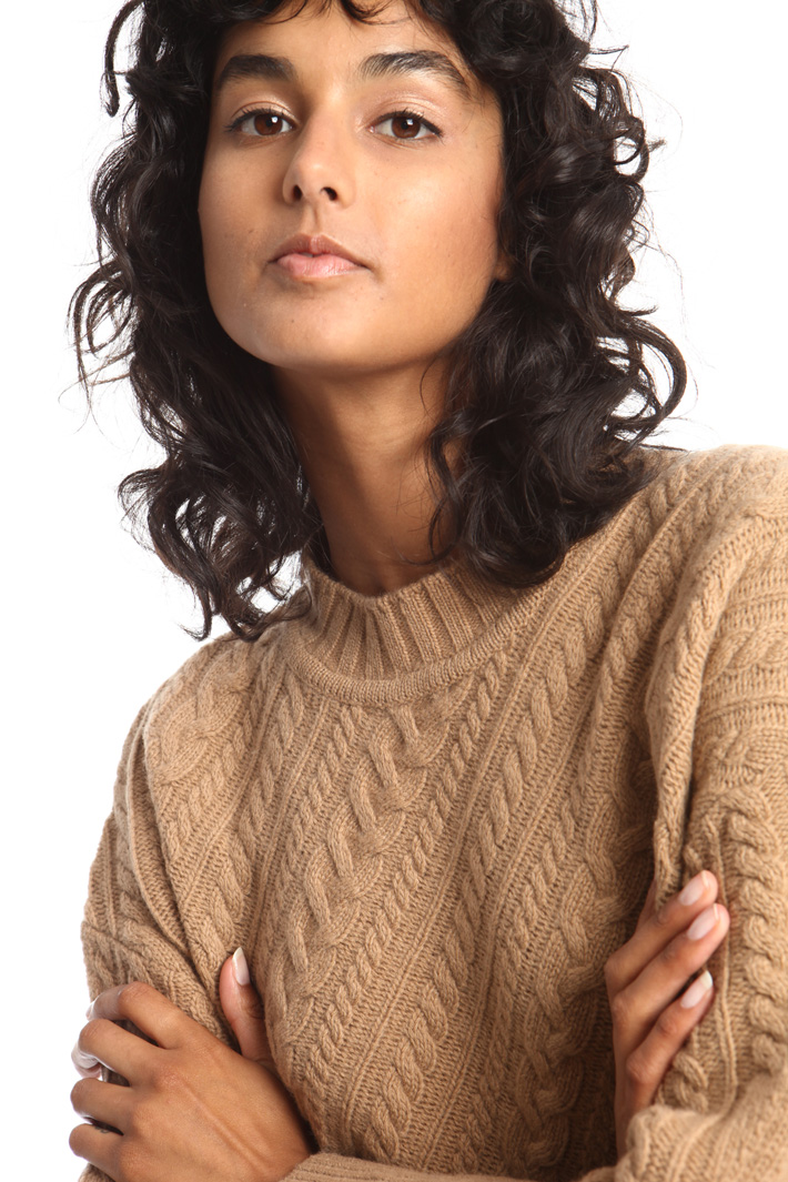 Plaited sweater Intrend Plaited sweater Intrend