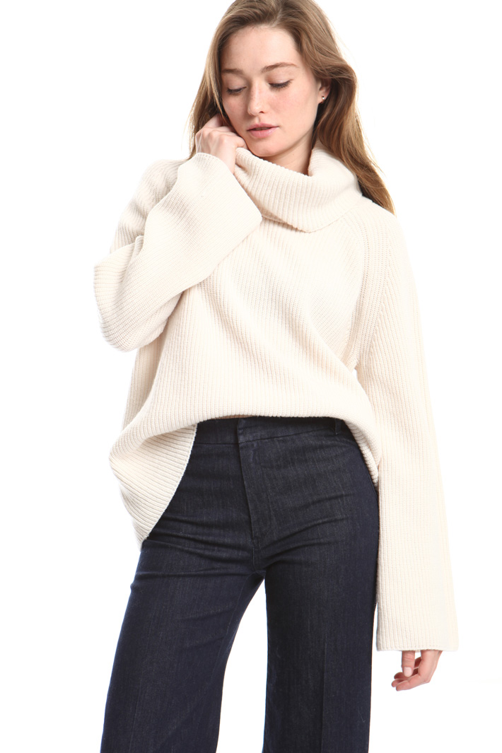 Pure wool turtleneck sweater Intrend Pure wool turtleneck sweater Intrend
