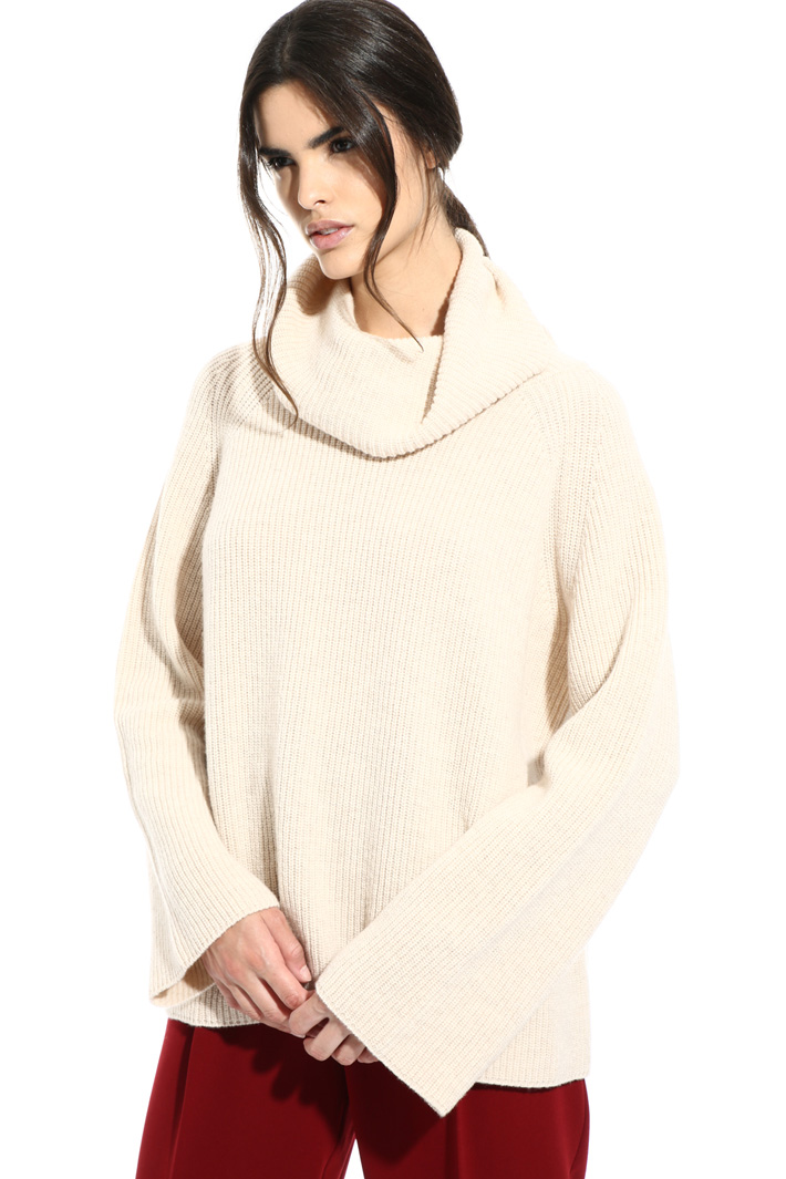 Pure wool turtleneck sweater Intrend Pure wool turtleneck sweater Intrend