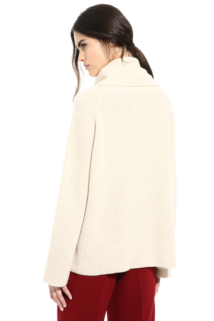 Pure wool turtleneck sweater Intrend Pure wool turtleneck sweater Intrend